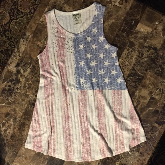 🇺🇸Vocal Plus American Ribbed Tank w. Rhinestones - Picture 3 of 6